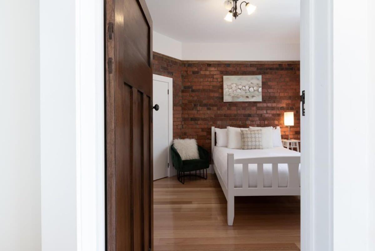 Cosy Accommodation Moments From The Centre Of Town With Wifi Launceston Eksteriør billede